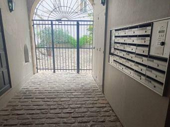 
                                                Location
                                                 Charmant studio meublé 25m² avec mezzanine