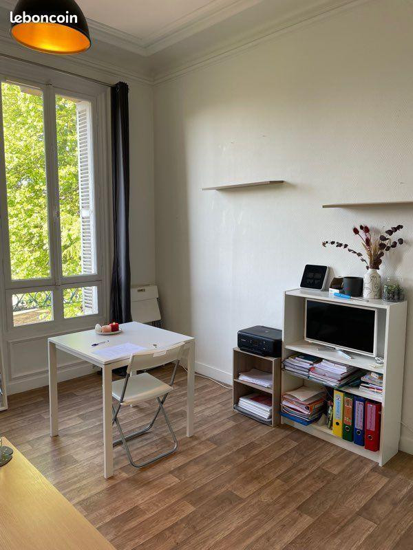 
                                                Location
                                                 Charmant studio meublé 26m² secteur gare