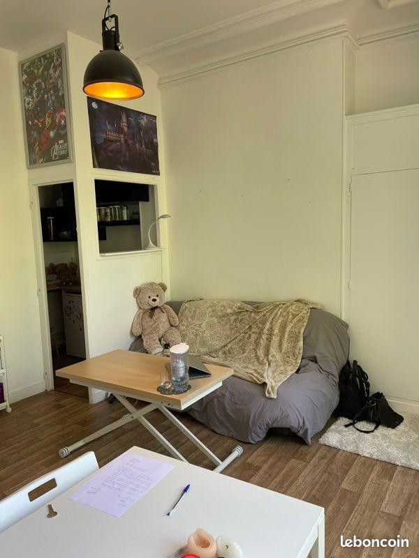 
                                                Location
                                                 Charmant studio meublé 26m² secteur gare