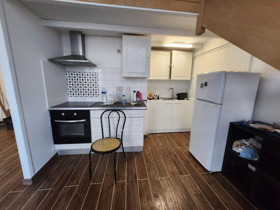 
                                                Location
                                                 Charmant studio meublé 40m²