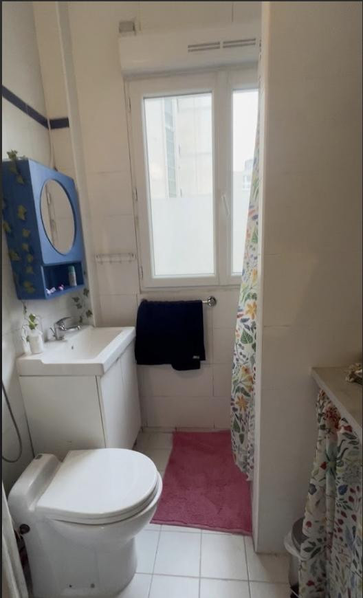 
                                                Location
                                                 Charmant studio meublé de 18m²