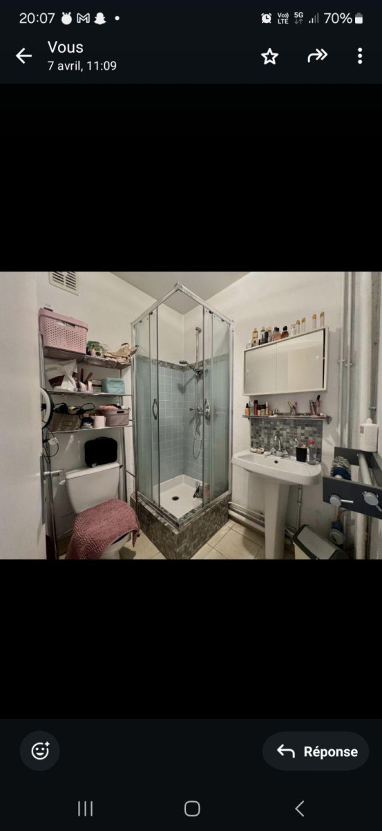 
                                                Location
                                                 Charmant studio meublé lumineux et fonctionnel