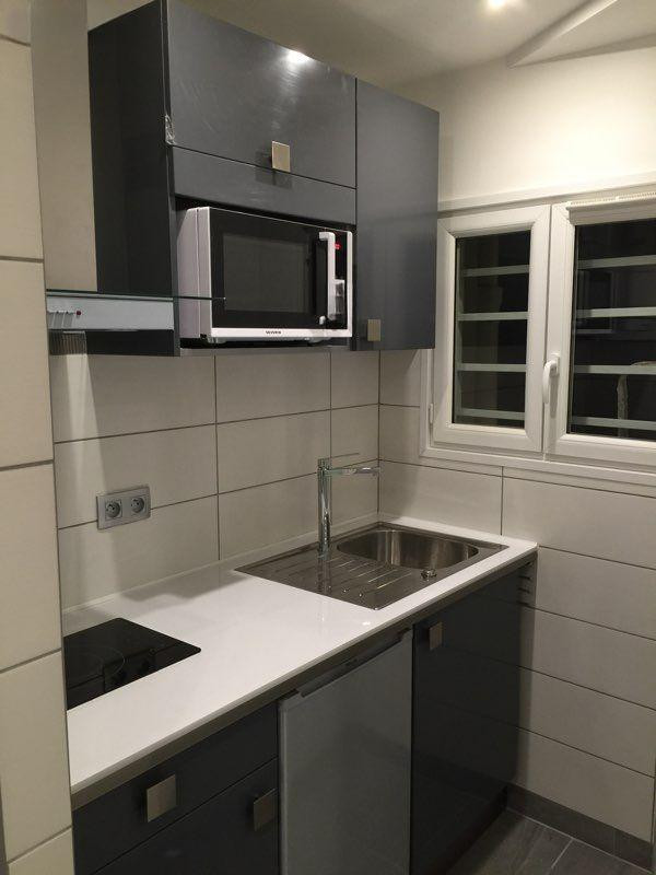 
                                                Location
                                                 Charmant studio meublé place Clichy