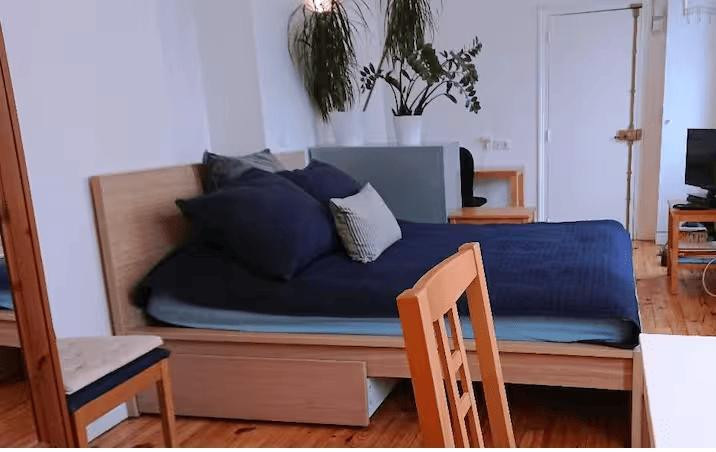 
                                                Location
                                                 Charmant Studio style Loft bail mobilité