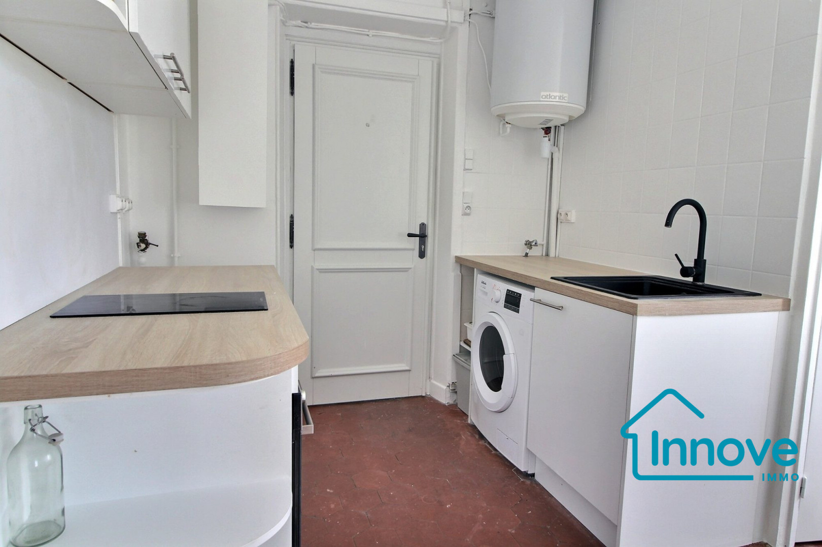 
                                                Vente
                                                 Charmant sudio de 20m² Versailles Montreuil