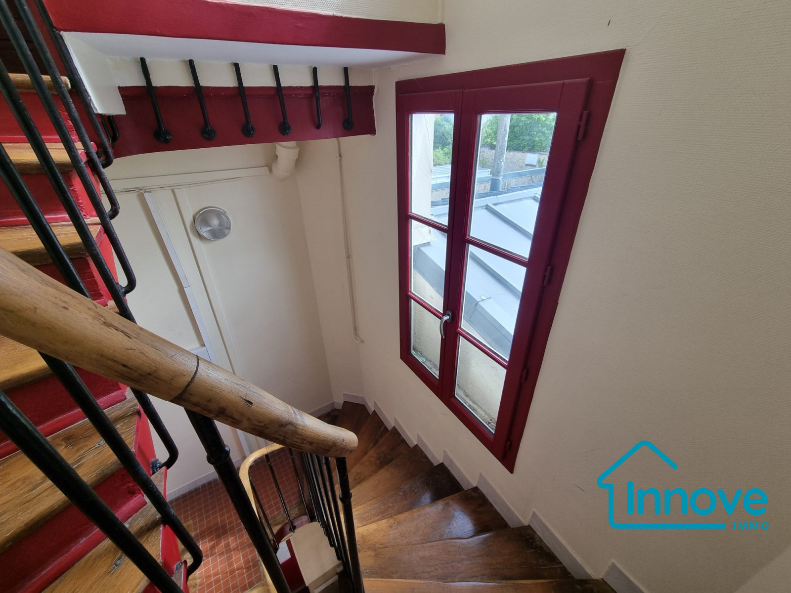 
                                                Vente
                                                 Charmant sudio de 20m² Versailles Montreuil