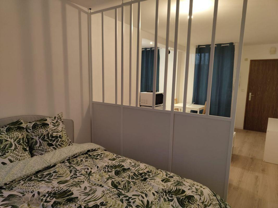 
                                                Location
                                                 Charmant T1 avec coin nuit séparé