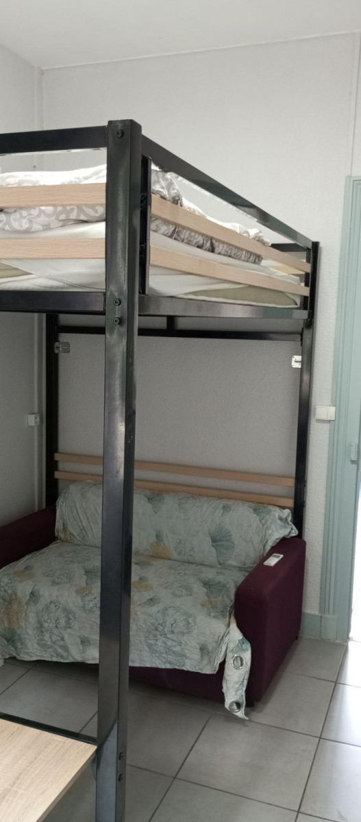 
                                                Location
                                                 Charmant T1 avec jardin et cave