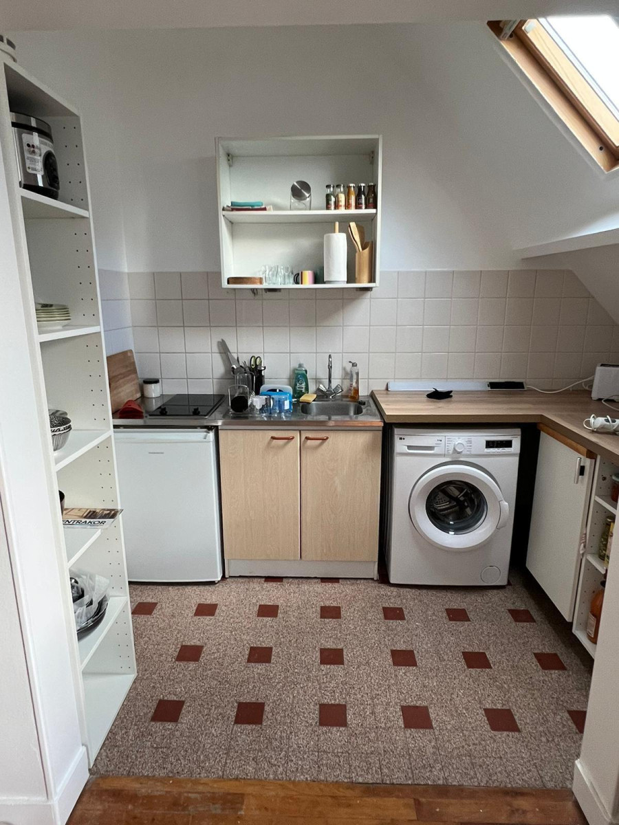 
                                                Location
                                                 Charmant T2 aux prébendes. Chauffage inclus.