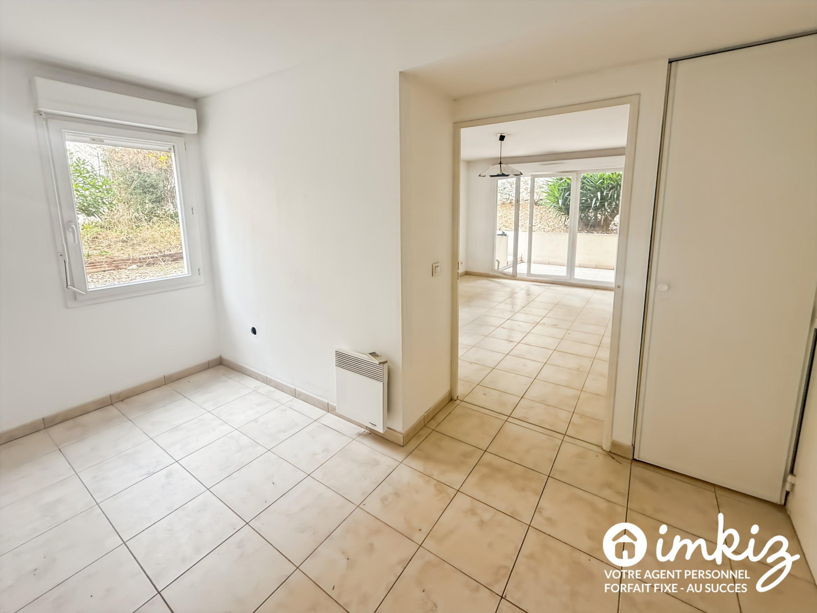 
                                                Vente
                                                 Charmant T2 avec grand jardin privatif et garage