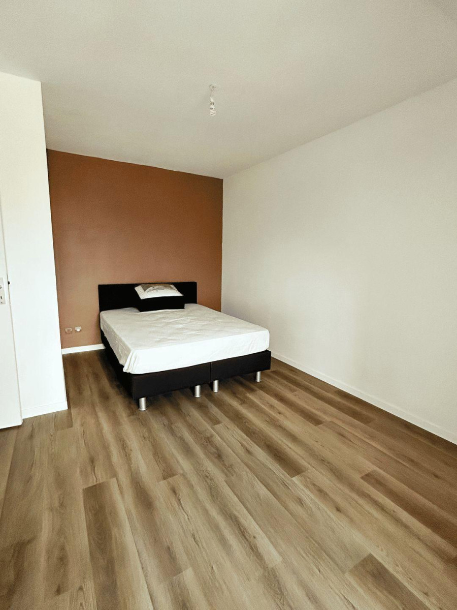 
                                                Location
                                                 Charmant T2 en duplex 40m² meublé et rénové