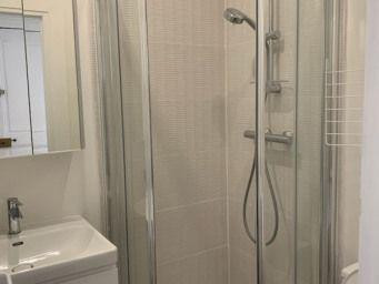 
                                                Location
                                                 Charmant T2 meublé 31m² entièrement rénové