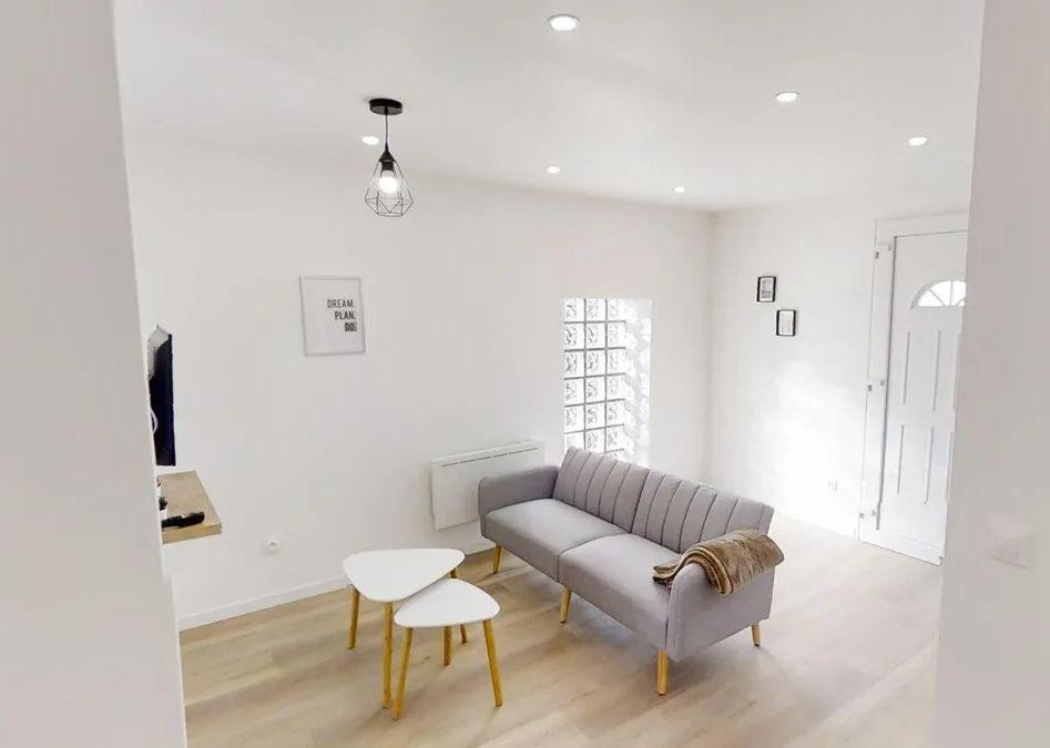 
                                                Location
                                                 Charmant T2 meublé 35m² entièrement rénové