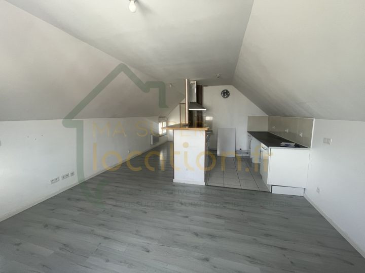 
                                                Location
                                                 Charmant T2 SAINT-QUENTIN