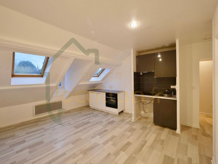 
                                                Location
                                                 Charmant T2 SAINT-QUENTIN CENTRE VILLE