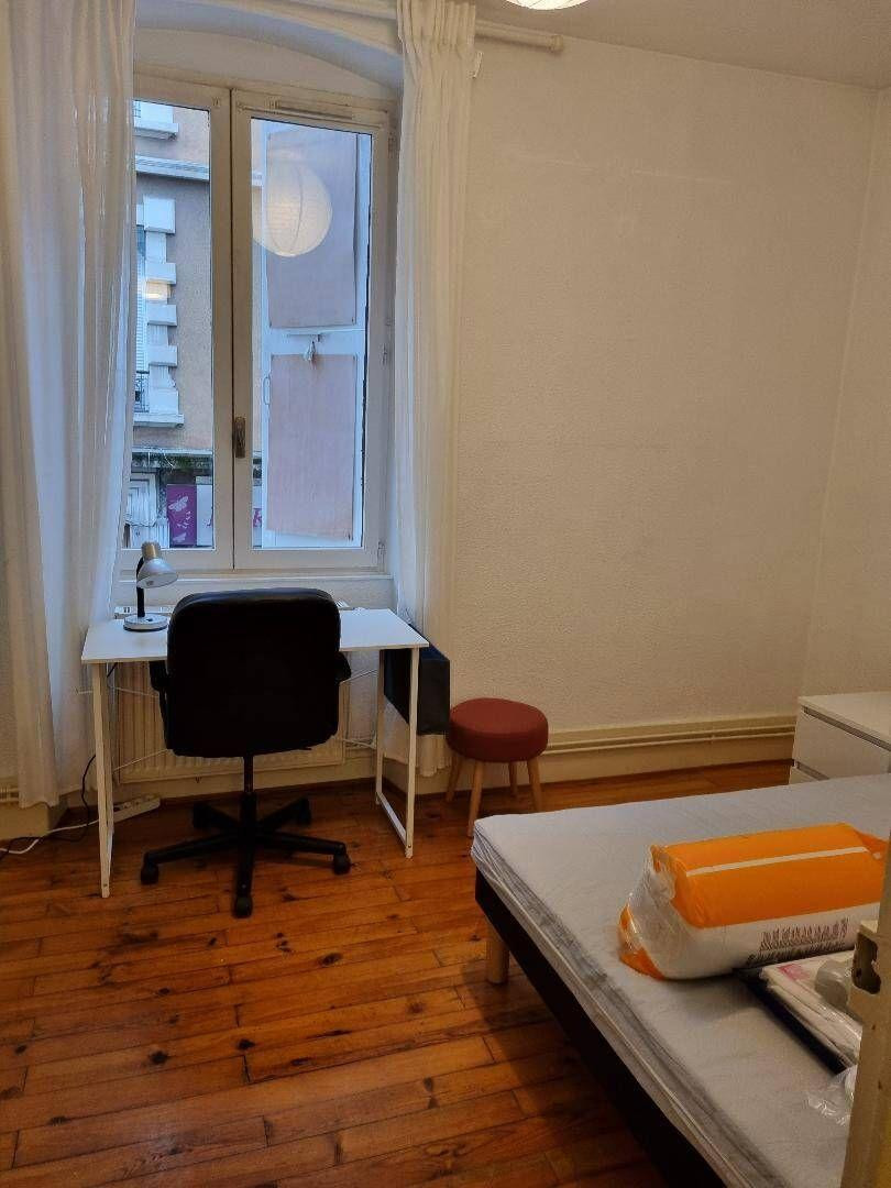 
                                                Location
                                                 Charmant T3  meublé 58m² quartier championnet