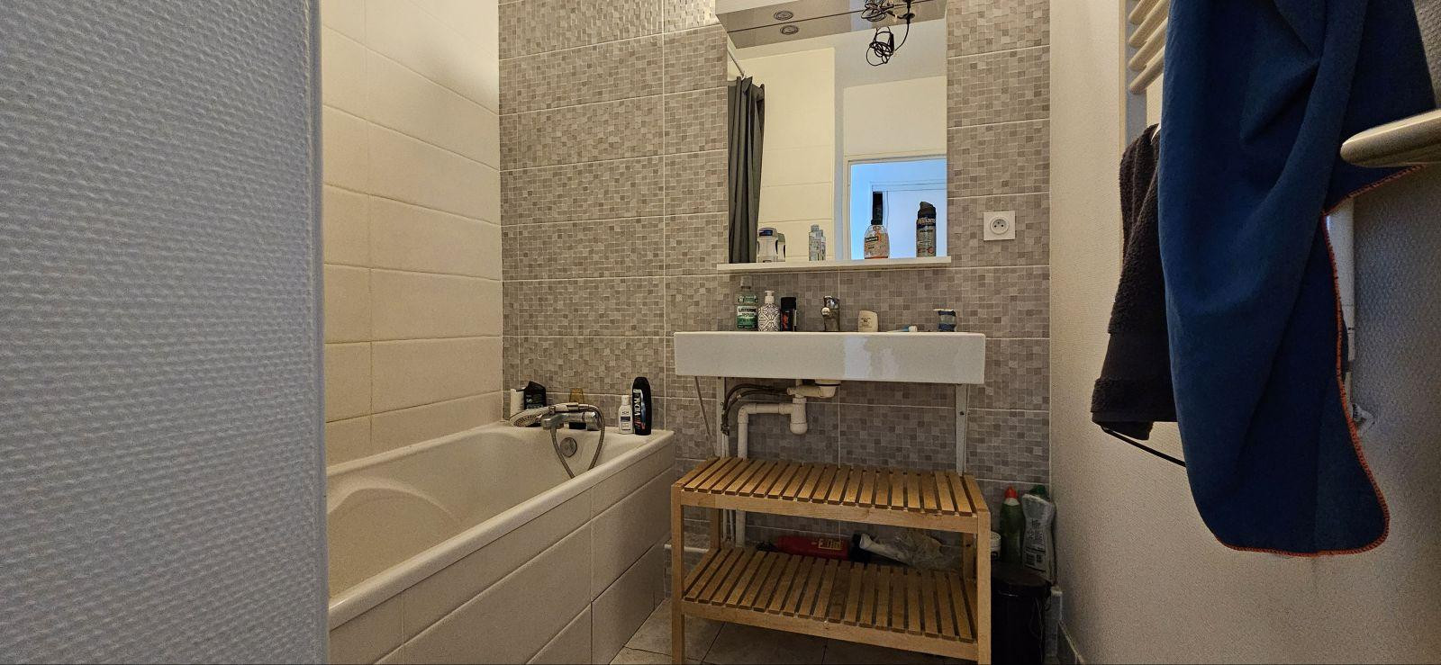 
                                                Colocation
                                                 Charmante chambre en colocation - Villeurbanne