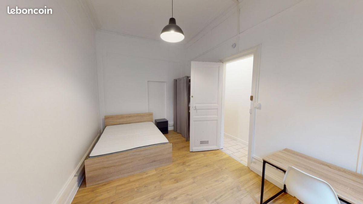 
                                                Colocation
                                                 Charmante Colocation 5 chambres - Roubaix