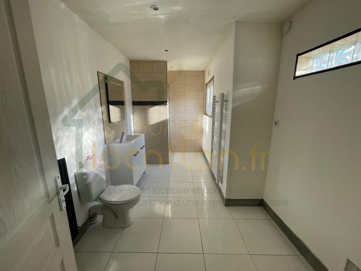 
                                                Location
                                                 Charmante Maison 2 chambres 89m2 rénovée en 2022