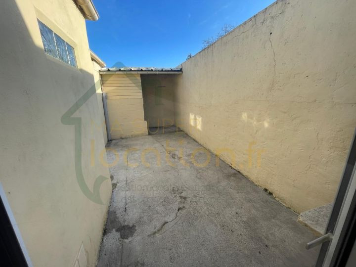 
                                                Location
                                                 Charmante Maison 2 chambres 89m2 rénovée en 2022