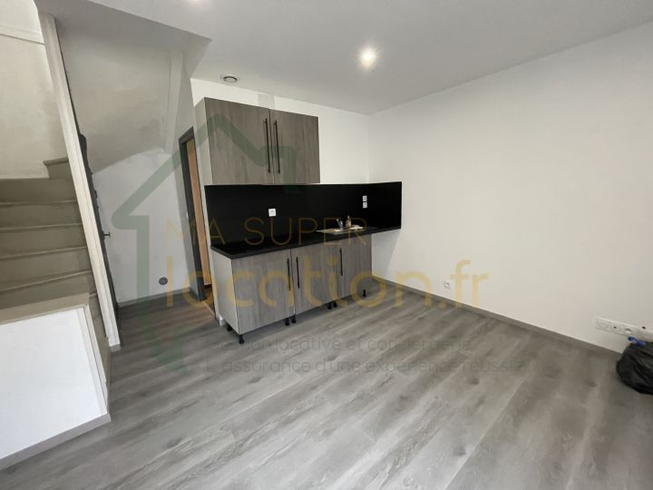 
                                                Location
                                                 Charmante Maison 2 pièces ST QUETIN