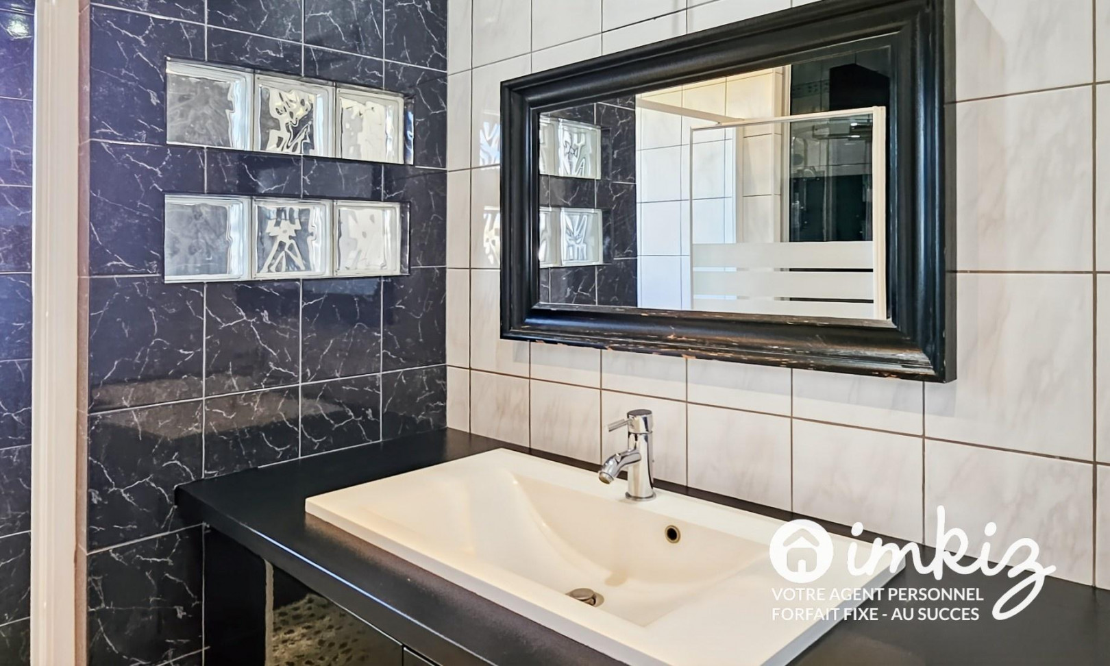 Vente
                                                 Charmante maison 4 pièces