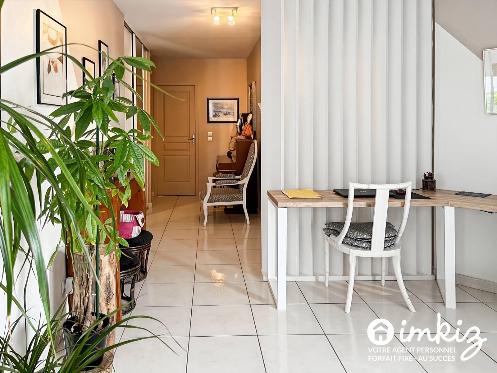 
                                                Vente
                                                 Charmante maison 4 pièces