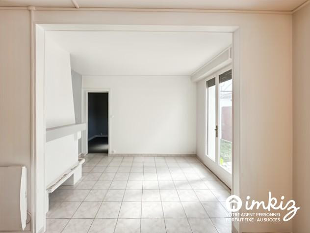 
                                                Vente
                                                 Charmante  maison 5 pièces