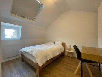 
                                                Colocation
                                                 Charmante maison 65m²