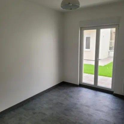 
                                                Location
                                                 Charmante maison 74m² avec jardin privatif