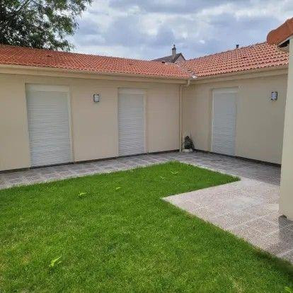 
                                                Location
                                                 Charmante maison 74m² avec jardin privatif