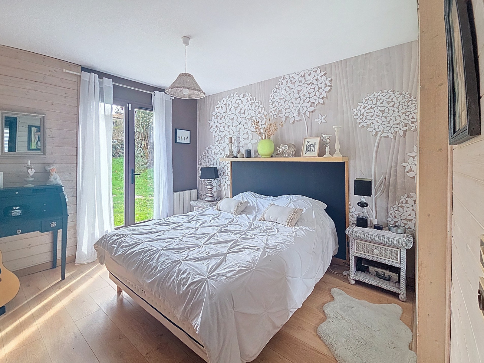 
                                                Vente
                                                 Charmante maison à Artigues-près-Bordeaux