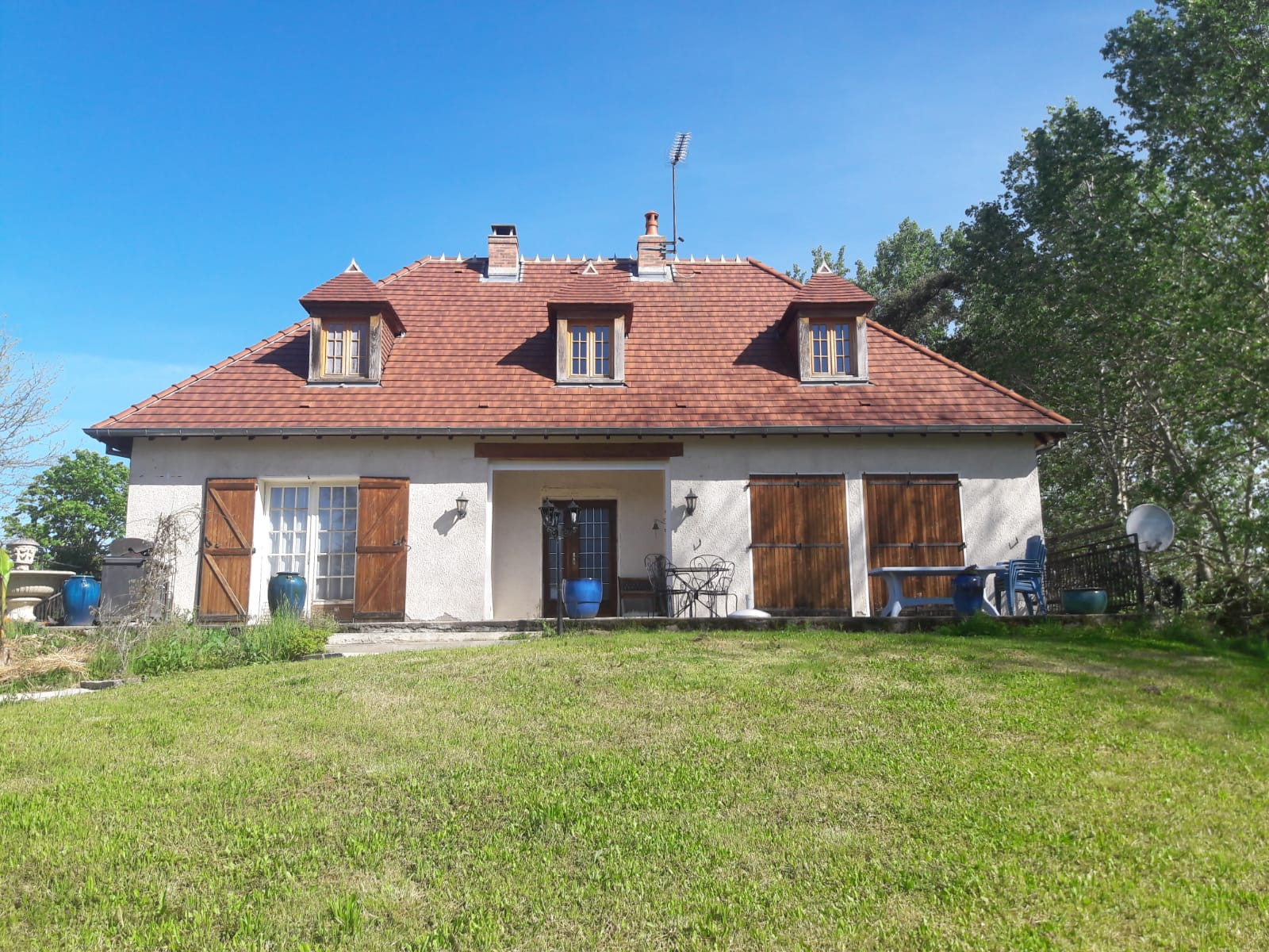 
                                                Vente
                                                 Charmante maison campagne 214 m²