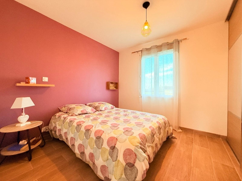 
                                                Vente
                                                 Charmante maison de campagne à Gardonne