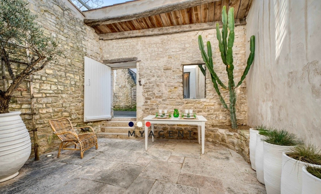 Vente
                                                 Charmante maison de village à La Flotte-en-Ré