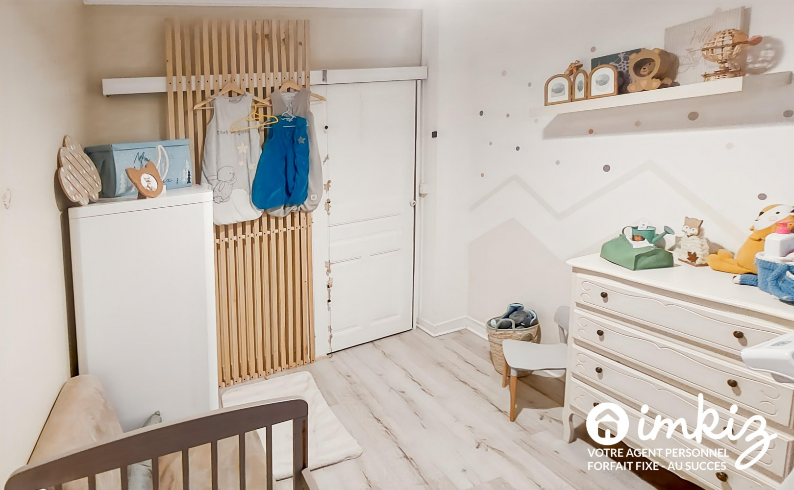 
                                                Vente
                                                 Charmante maison familiale - quartier Voltaire