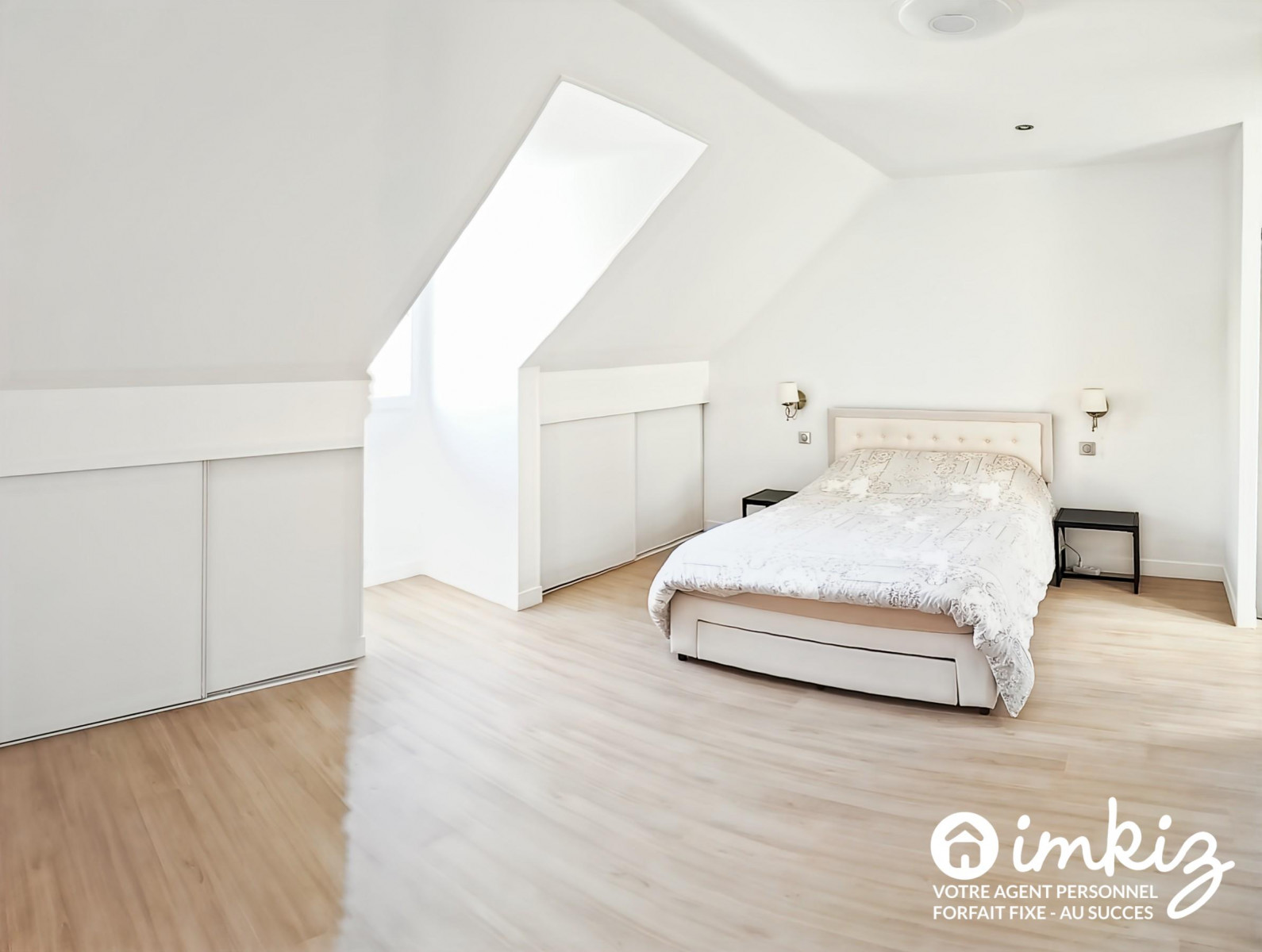 
                                                Vente
                                                 Charmante maison individuelle 7 pièces