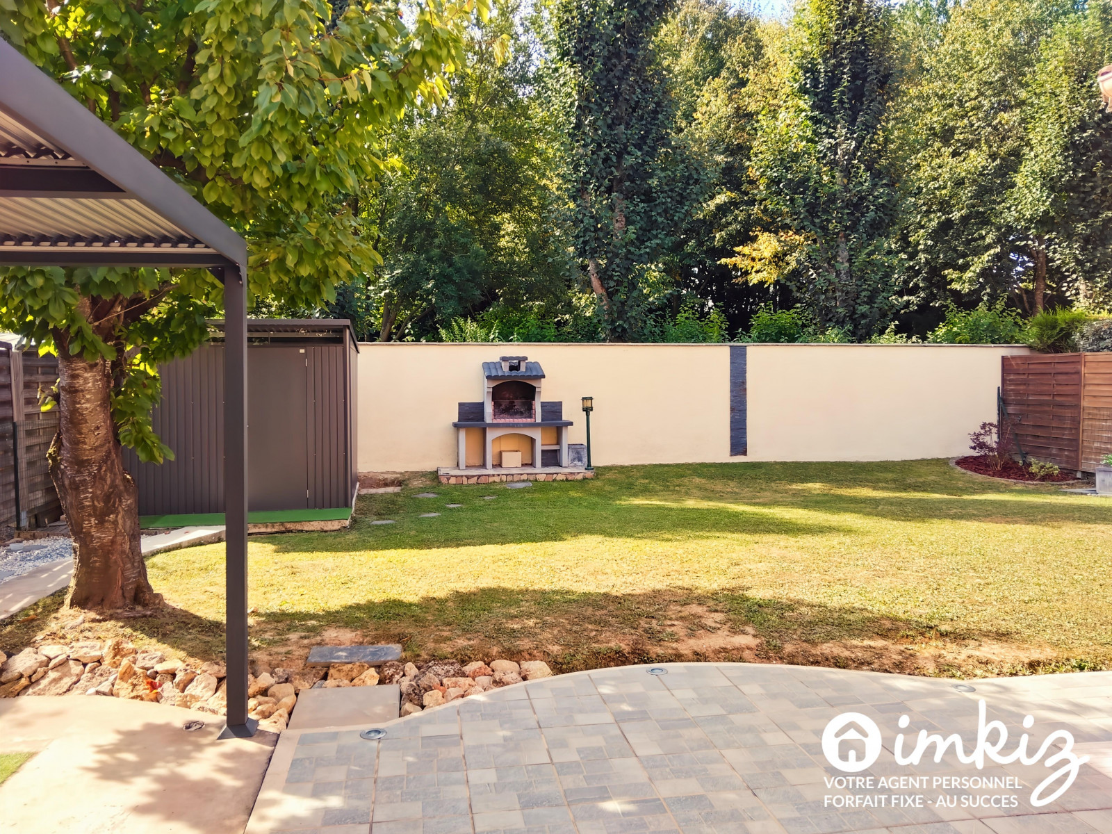 
                                                Vente
                                                 Charmante maison individuelle 7 pièces