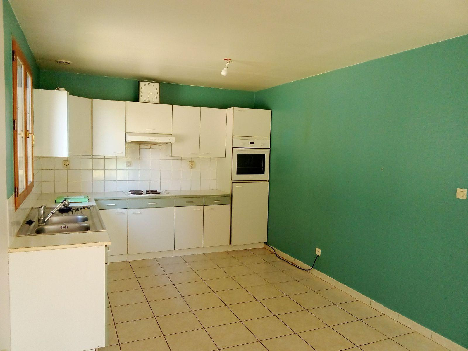 
                                                Location
                                                 Charmante maison individuelle, coin exceptionnel