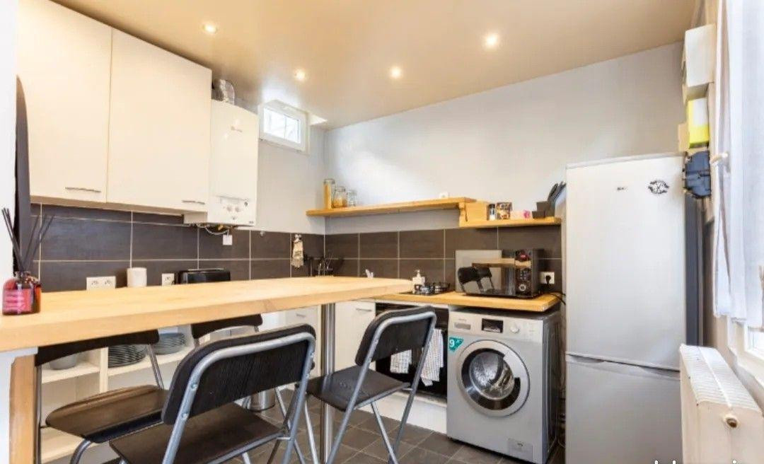 
                                                Location
                                                 Charmante maison individuelle meublée 38m²