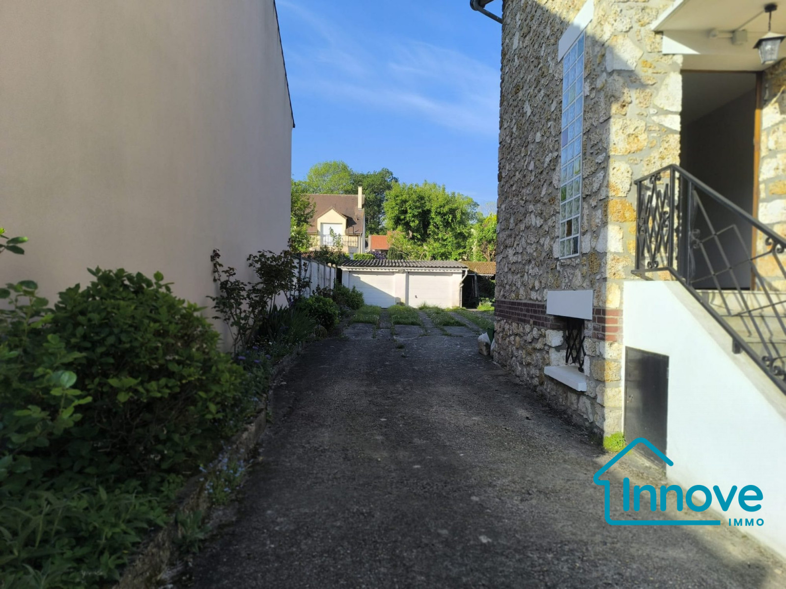 
                                                Vente
                                                 Charmante maison meulières Les Ursines Vélizy