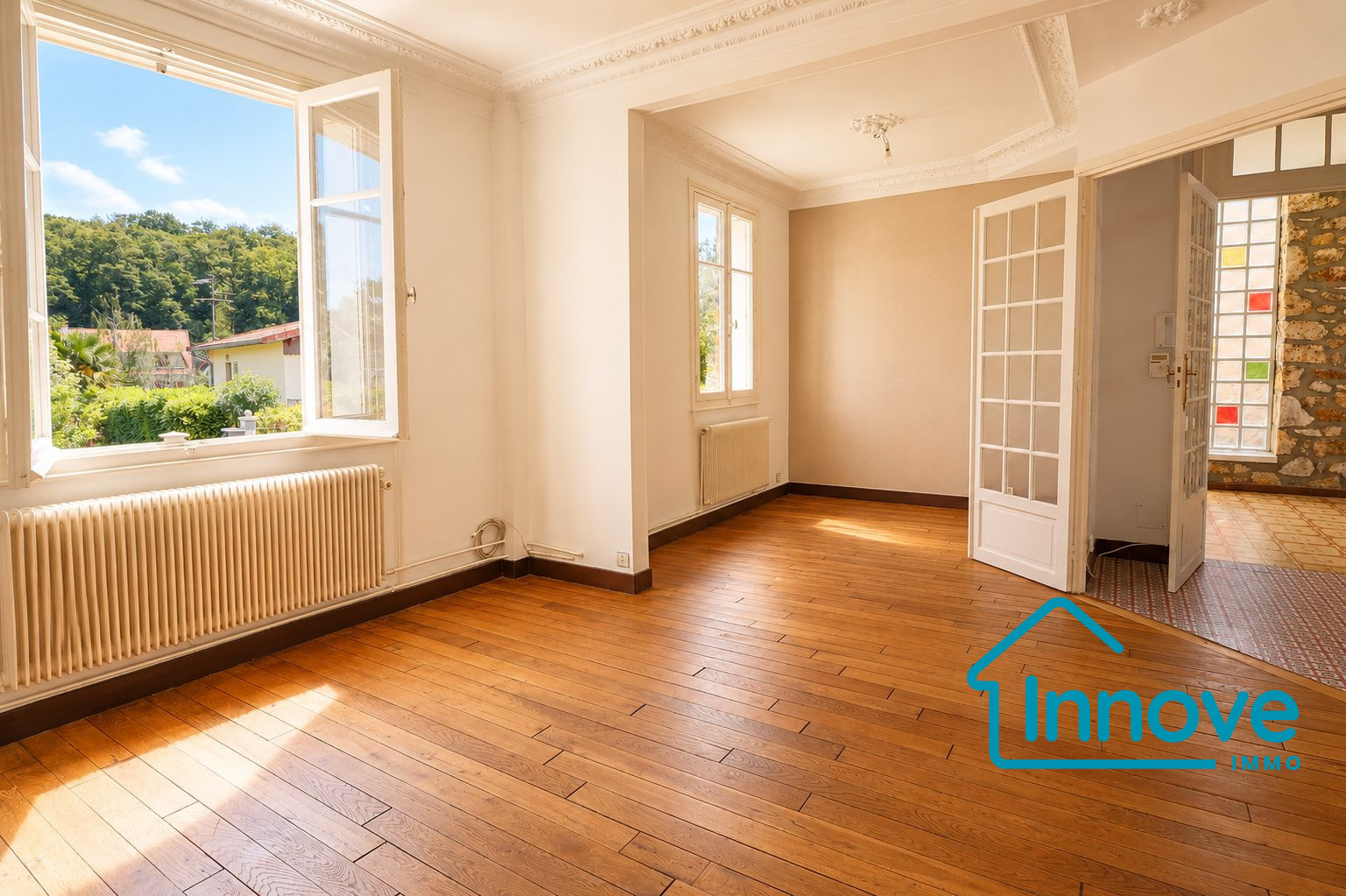
                                                Vente
                                                 Charmante maison meulières Les Ursines Vélizy
