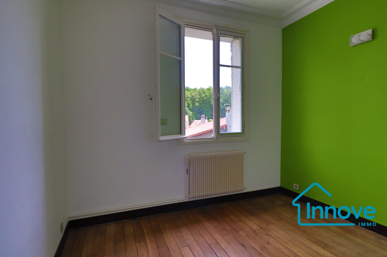 
                                                Vente
                                                 Charmante maison meulières Les Ursines Vélizy