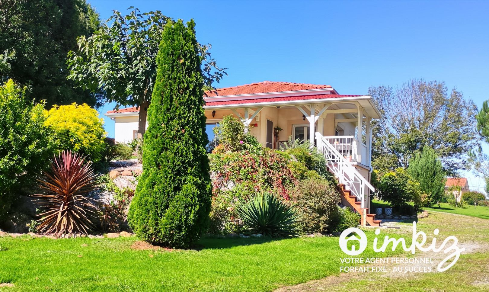 
                                                Vente
                                                 Charmante maison moderne 4 pièces avec terrasse