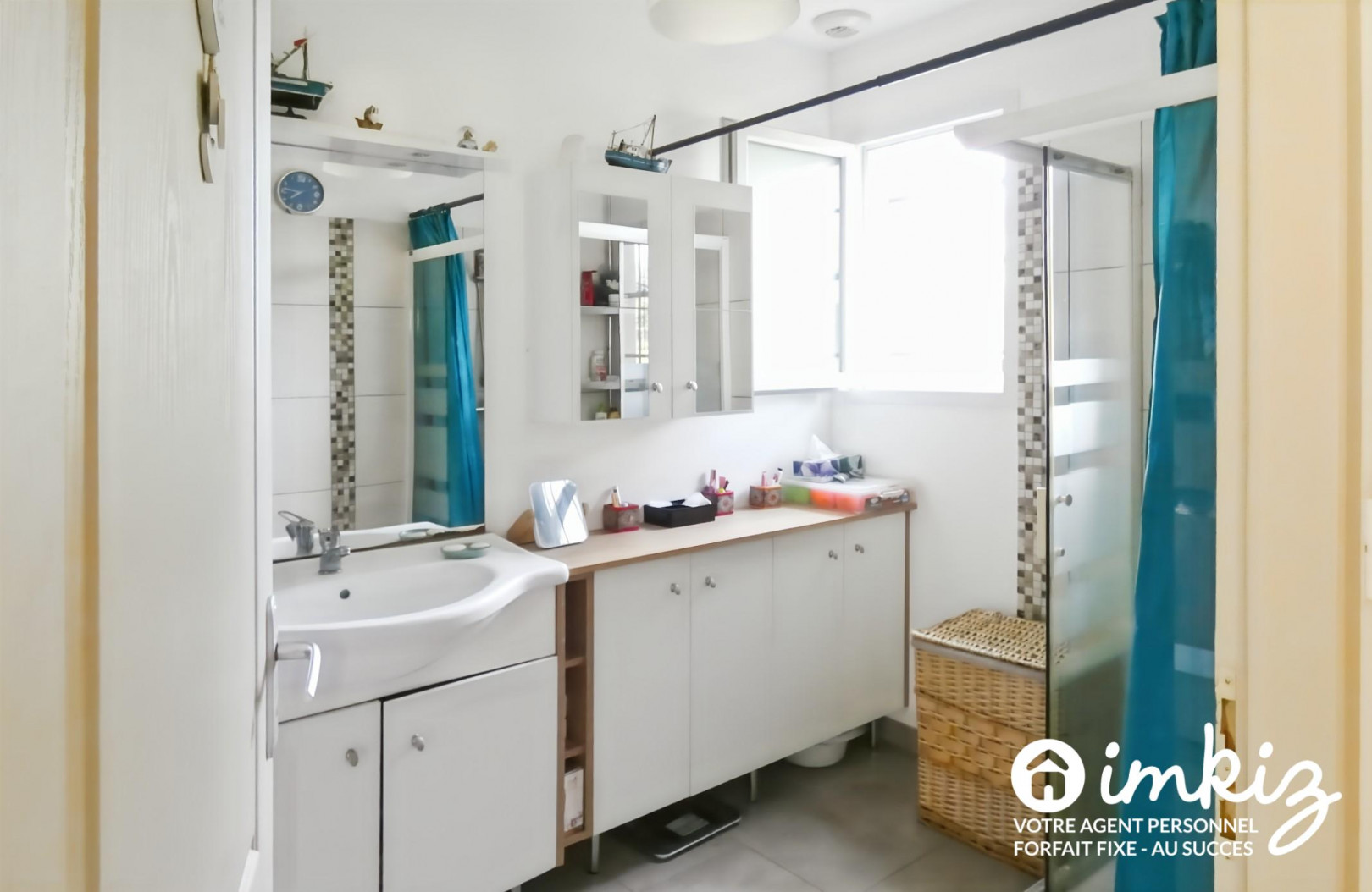 
                                                Vente
                                                 Charmante maison moderne 4 pièces avec terrasse