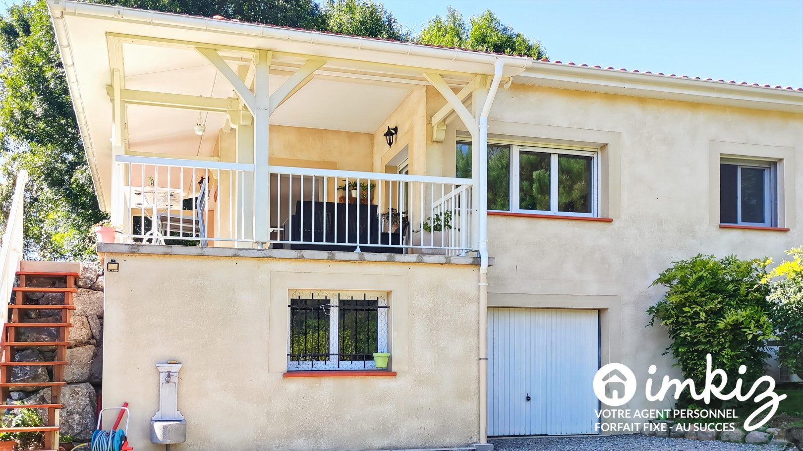 
                                                Vente
                                                 Charmante maison moderne 4 pièces avec terrasse