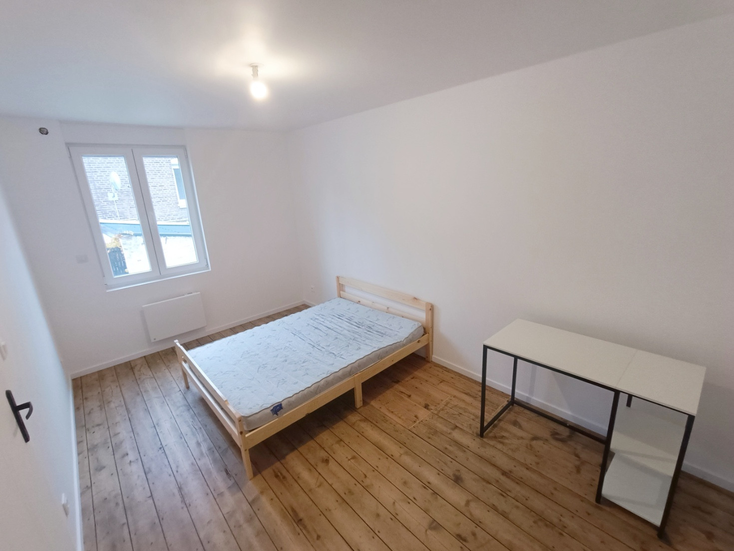 
                                                Location
                                                 Charmante maison rénovée avec 3 chambres