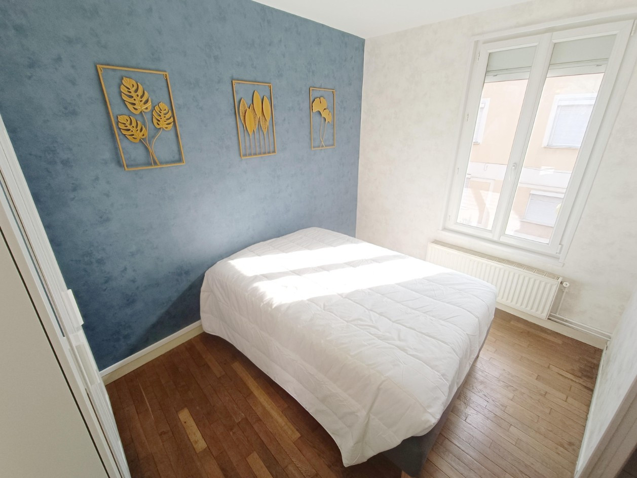 
                                                Vente
                                                 Charmante maison T2 bis + cour Amiens St-Pierre