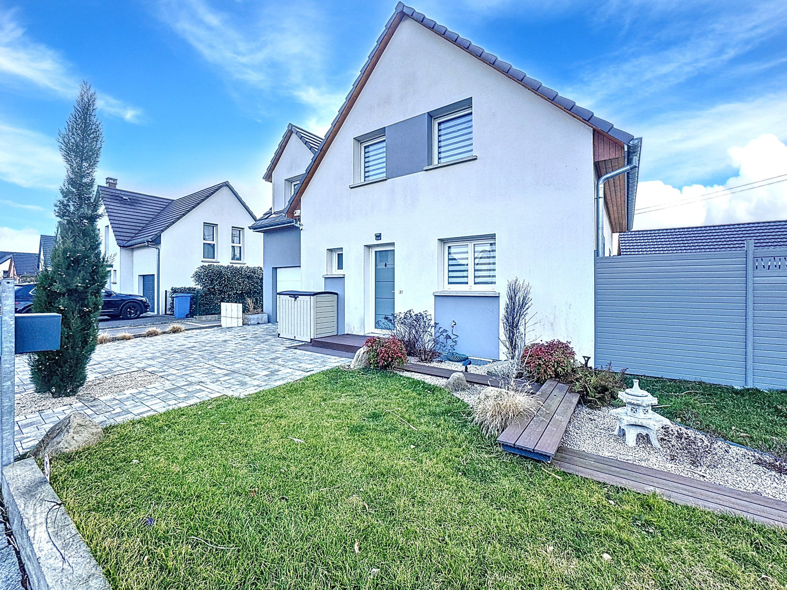 
                                                Vente
                                                 Charmante maison type 4 pièces