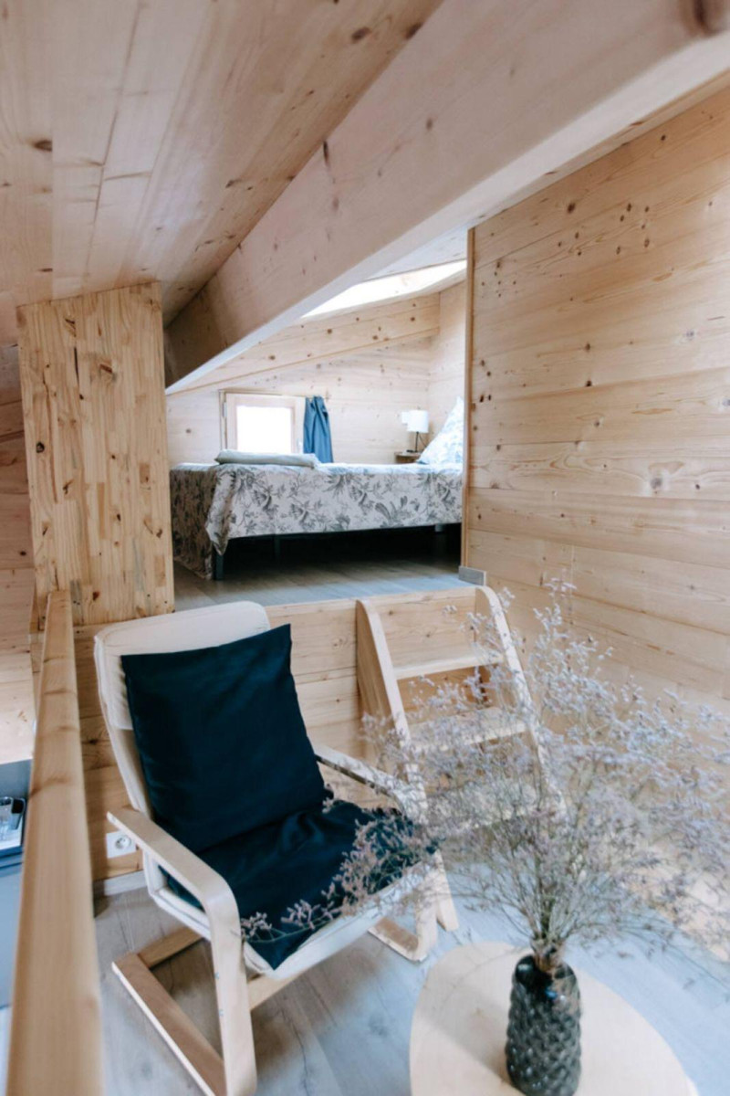 
                                                Location
                                                 Charmante Tiny House